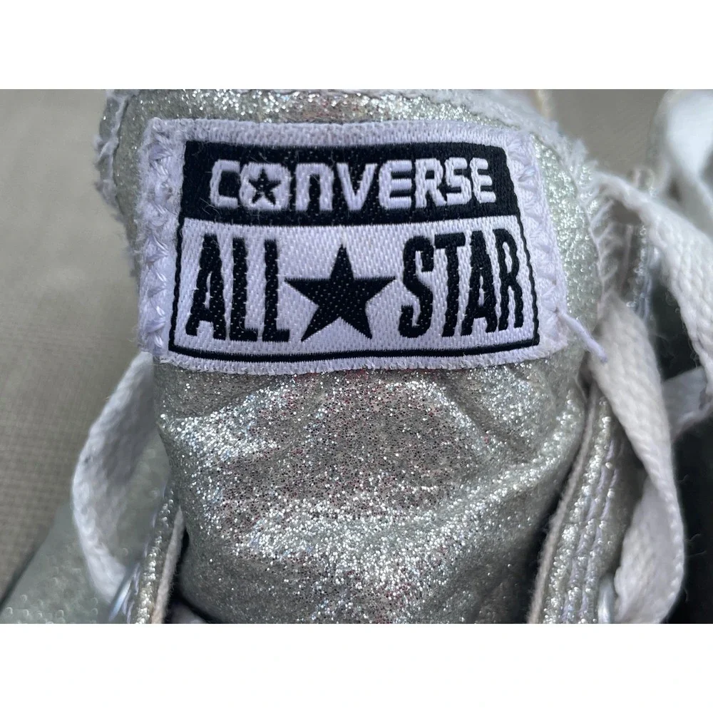 Converse Chuck Taylor All Star Kids Size 2 Silver Glitter Good Low Top Sneakers